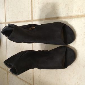 Gently worn heels